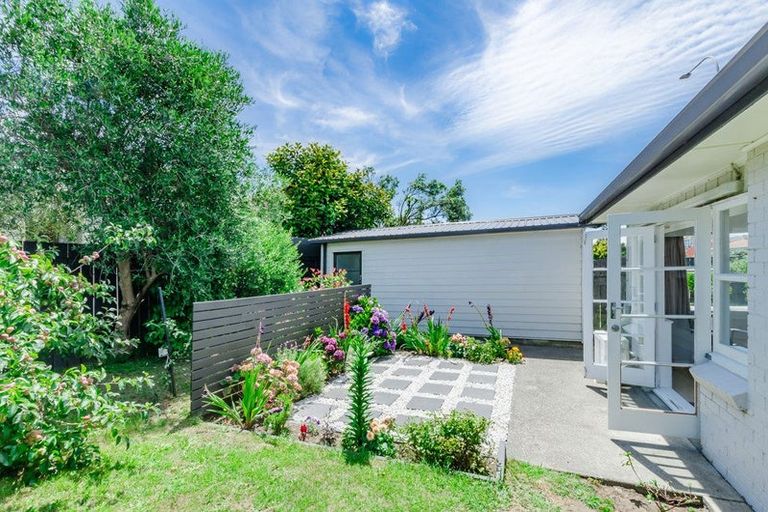 Photo of property in 1 Anthony Grove, Paraparaumu Beach, Paraparaumu, 5032