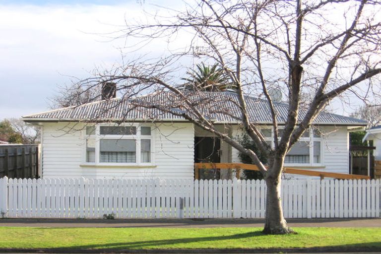 Photo of property in 52 Havill Street, Takaro, Palmerston North, 4410