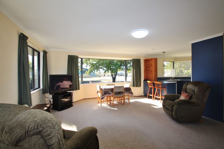 Photo of property in 95 Hokonui Drive, Gore, 9710