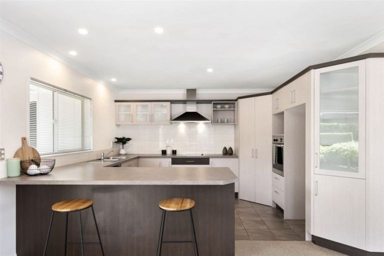 Photo of property in 15 Acornia Close, Ohauiti, Tauranga, 3112