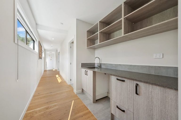 Photo of property in 645-649 South Titirangi Road, Titirangi, Auckland, 0604