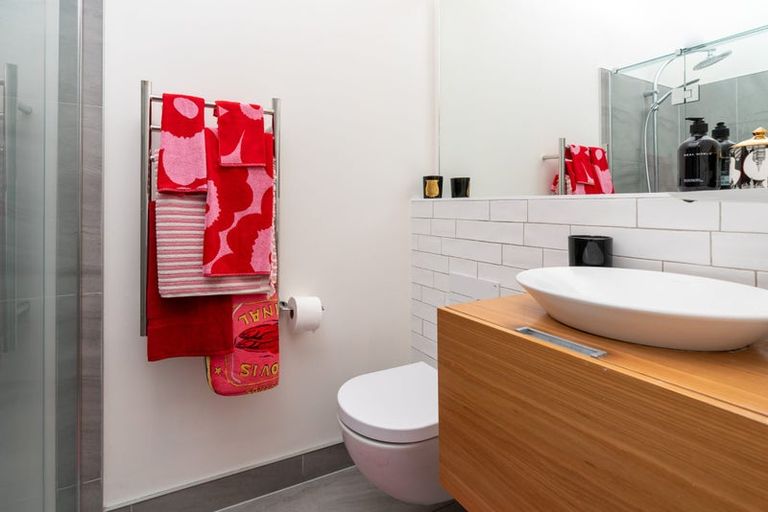 Photo of property in 87 Tiber Street, Island Bay, Wellington, 6023