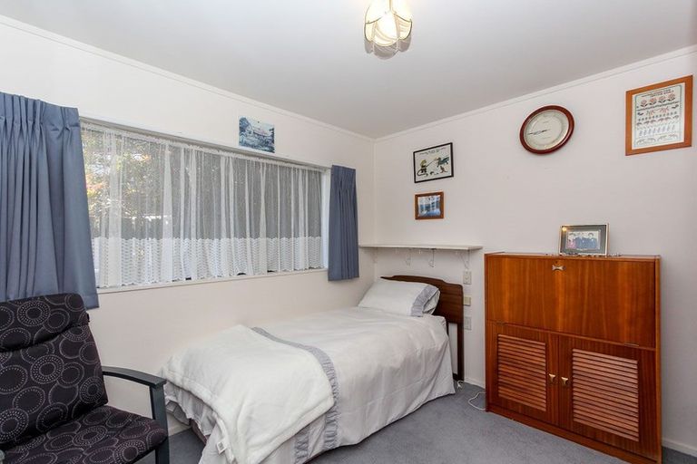 Photo of property in 48 Truby King Street, Merrilands, New Plymouth, 4312