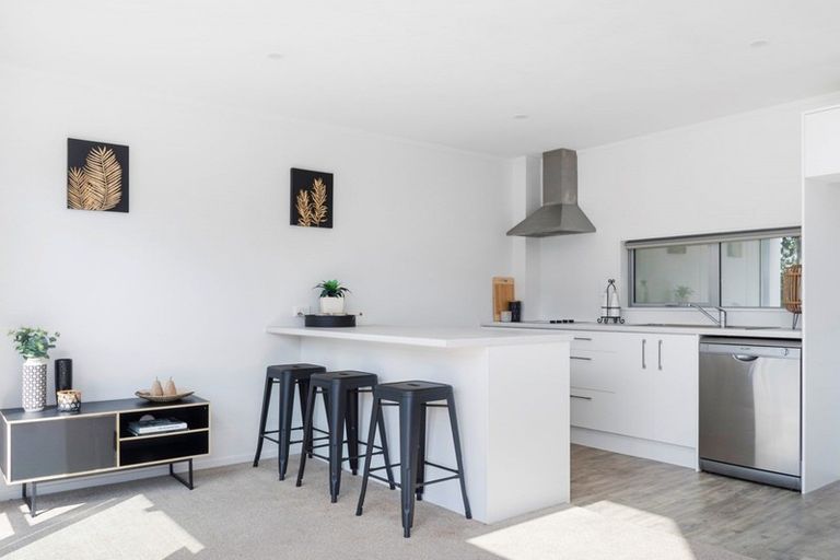 Photo of property in 31 Reynolds Place, Papamoa Beach, Papamoa, 3118