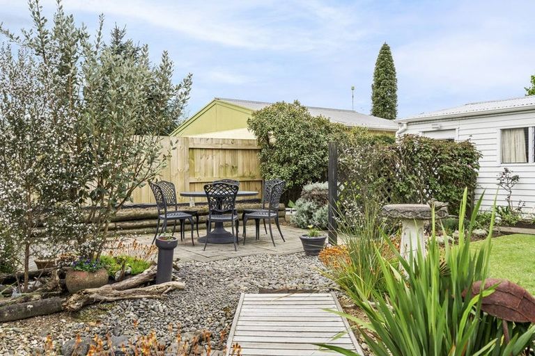 Photo of property in 108 Thornton Road, Cambridge, 3434