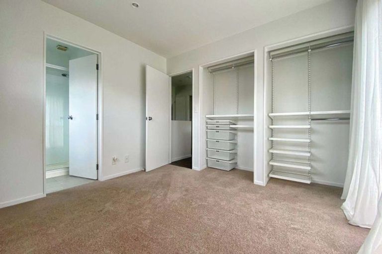 Photo of property in 11b Langana Avenue, Browns Bay, Auckland, 0630