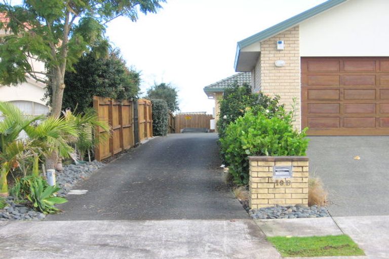 Photo of property in 1/19 Emyvalie Place, Dannemora, Auckland, 2016