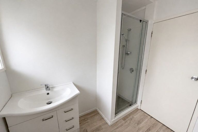 Photo of property in 6 Waterview Road, Favona, Auckland, 2024