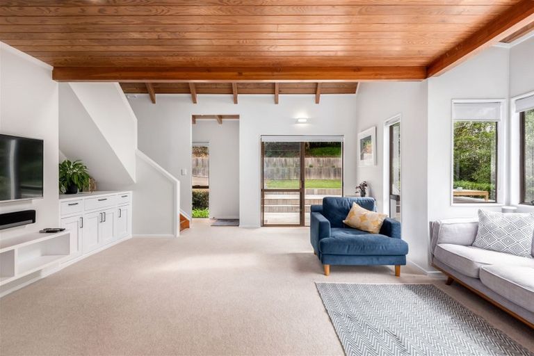 Photo of property in 2/56 Vincent Street, Howick, Auckland, 2014