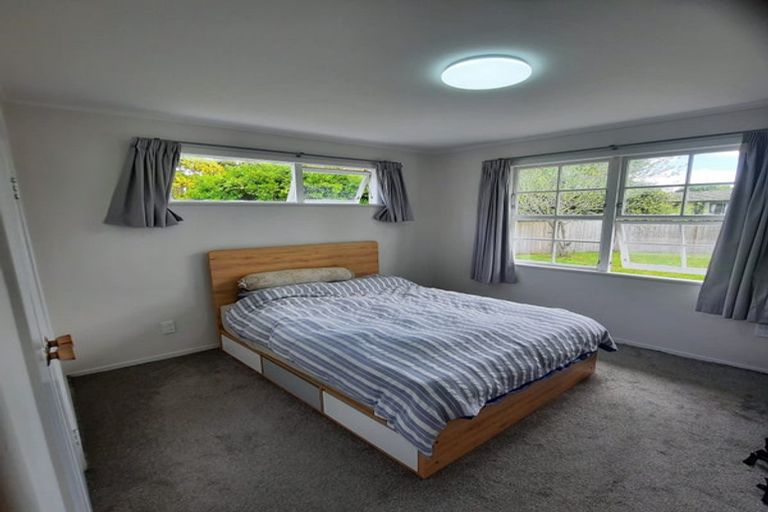 Photo of property in 8 Tango Place, Henderson, Auckland, 0610