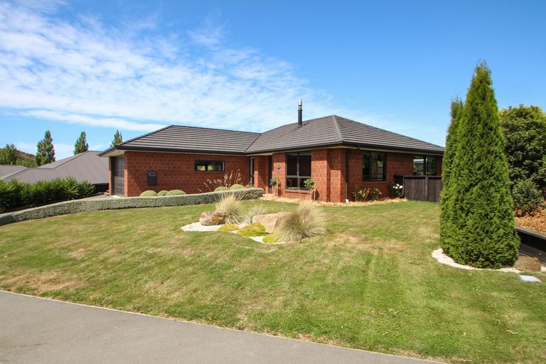 Photo of property in 17 Blue Stone Drive, Waiareka Junction, Oamaru, 9401