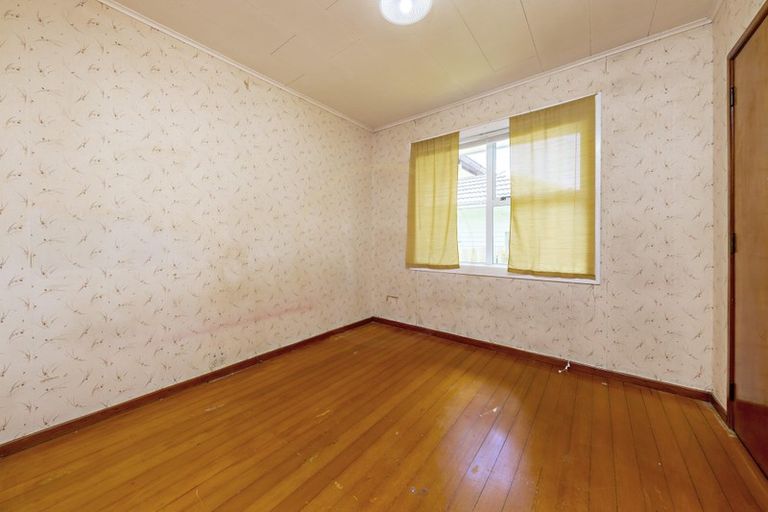Photo of property in 495 Massey Road, Mangere, Auckland, 2022