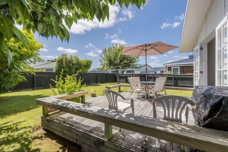 Photo of property in 21 Burn Street, Levin, 5510