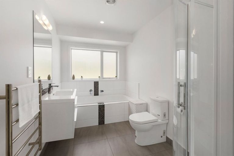 Photo of property in 9 Leadline Place, Whitby, Porirua, 5024