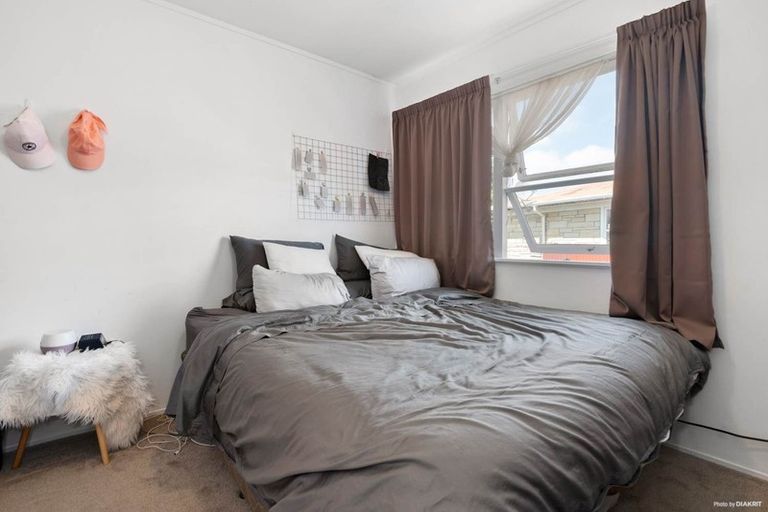 Photo of property in 25 President Avenue, Papakura, 2110