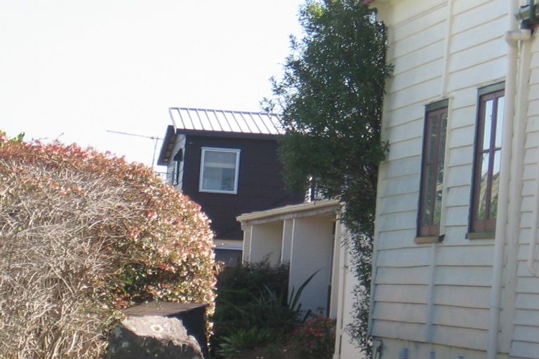 Photo of property in 6/7 Balmain Road, Birkenhead, Auckland, 0626