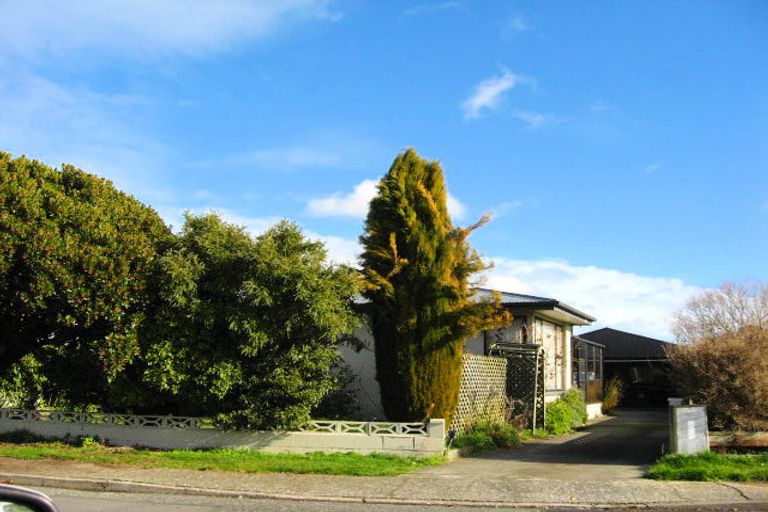 Photo of property in 16 Roseburn Place, Hargest, Invercargill, 9810