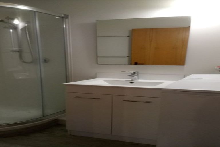 Photo of property in 2 Hatherly Lane, Mount Pleasant, Christchurch, 8081