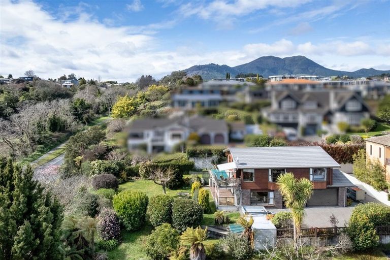 Photo of property in 2/52 Harvey Street, Waipahihi, Taupo, 3330