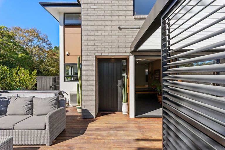 Photo of property in 5 Shingle Lane, Sydenham, Christchurch, 8023