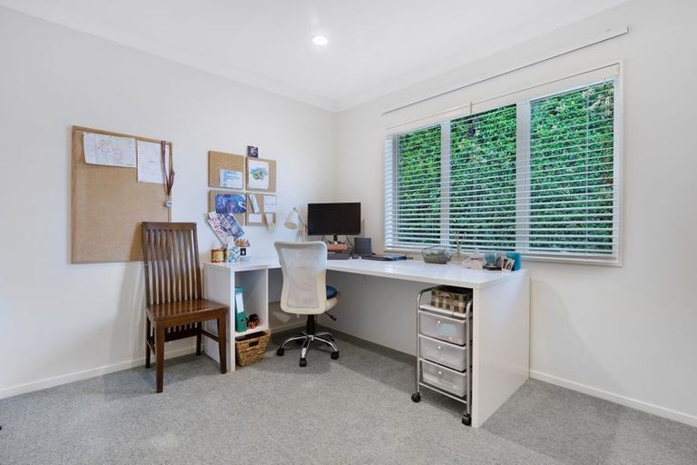 Photo of property in 5 Wairere Road, Torbay, Auckland, 0630