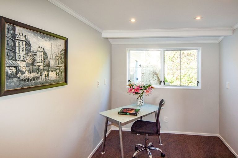 Photo of property in 5 Montserrat Place, Grenada Village, Wellington, 6037