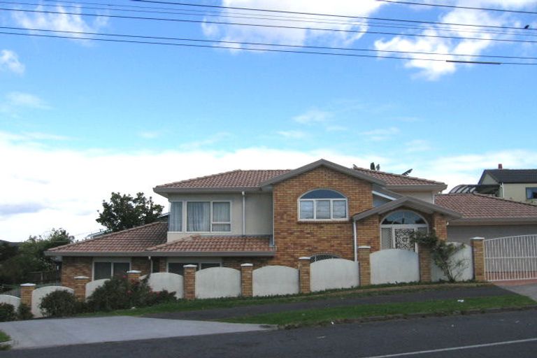 Photo of property in 1a Lynbrooke Avenue, Blockhouse Bay, Auckland, 0600