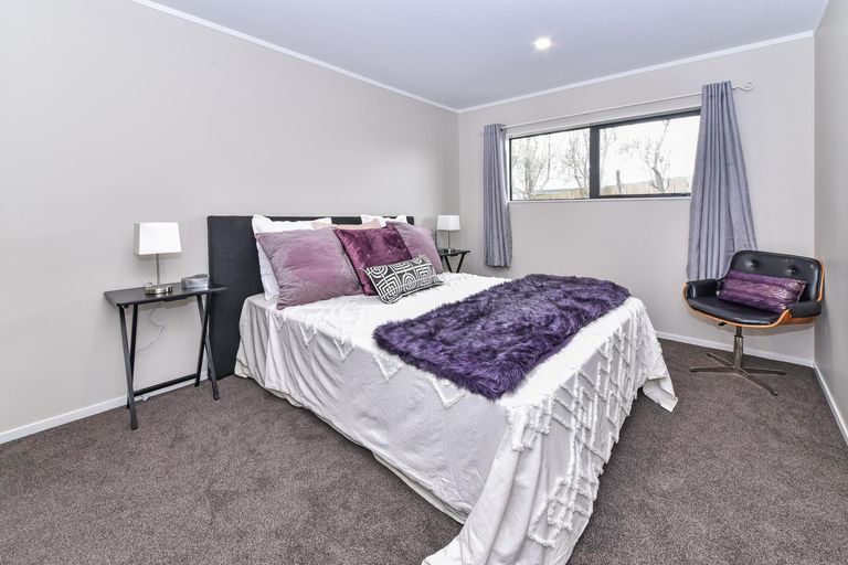 Photo of property in 67b Arimu Road, Papakura, 2110
