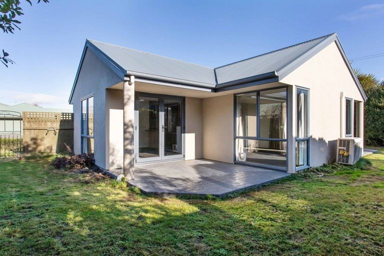 Photo of property in 137 Kotuku Crescent, Woolston, Christchurch, 8023