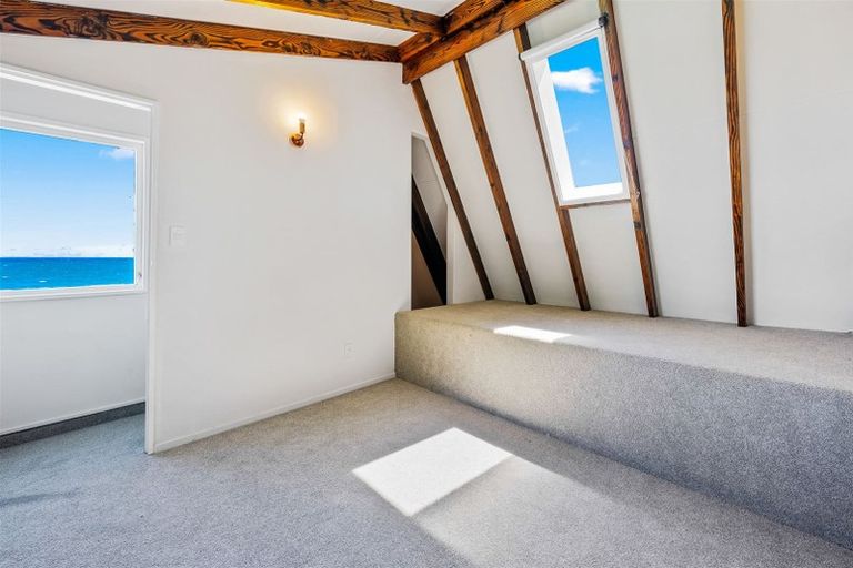 Photo of property in 31 Moana Road, Plimmerton, Porirua, 5026