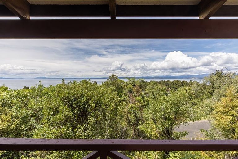Photo of property in 33 Hauraki Terrace, Pukawa Bay, Turangi, 3381