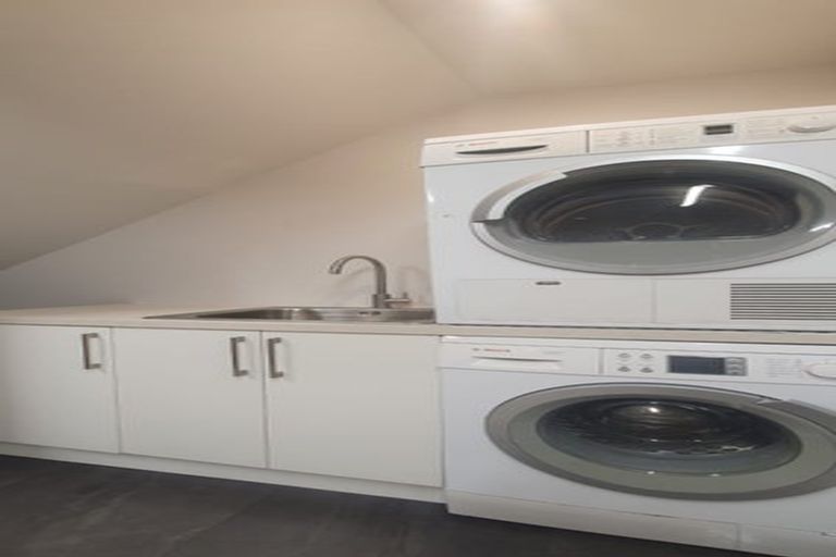 Photo of property in 11 Spur Ridge Rise, Jacks Point, 9371