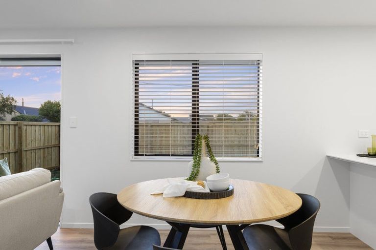 Photo of property in 464a Bower Avenue, Parklands, Christchurch, 8083