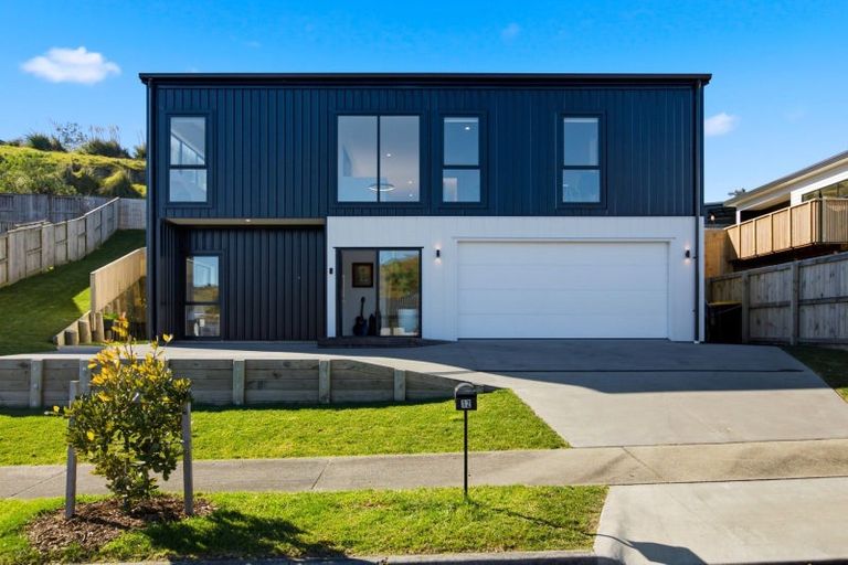 Photo of property in 12 Bob Carter Place, Welcome Bay, Tauranga, 3175