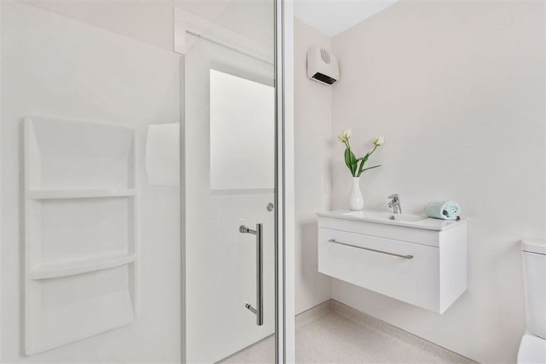 Photo of property in 1/306 Stanmore Road, Richmond, Christchurch, 8013