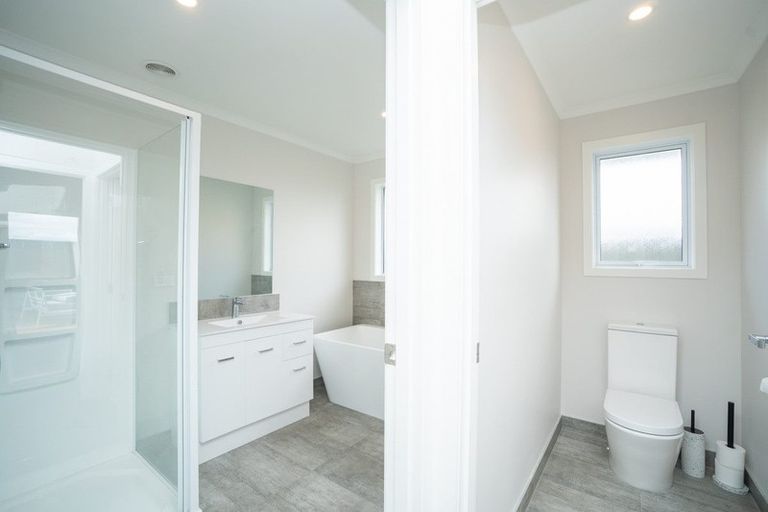 Photo of property in 18a Thames Street, Roslyn, Palmerston North, 4414