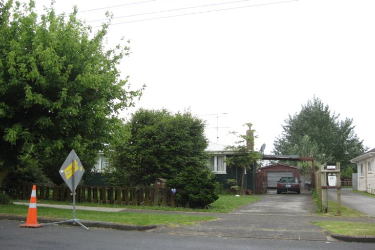 Photo of property in 33 Beatty Road, Pukekohe, 2120