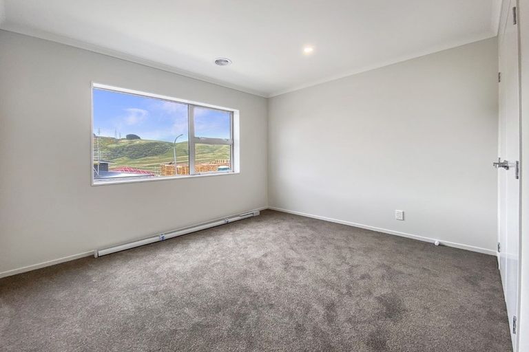 Photo of property in 147 Amesbury Drive, Churton Park, Wellington, 6037