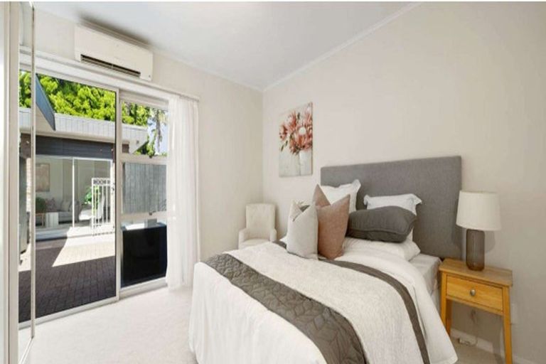 Photo of property in 1/35 Vivian Wilson Drive, Eastern Beach, Auckland, 2012