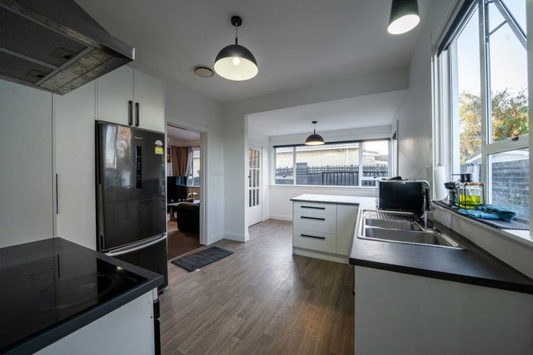 Photo of property in 196 Selwyn Street, Spreydon, Christchurch, 8024