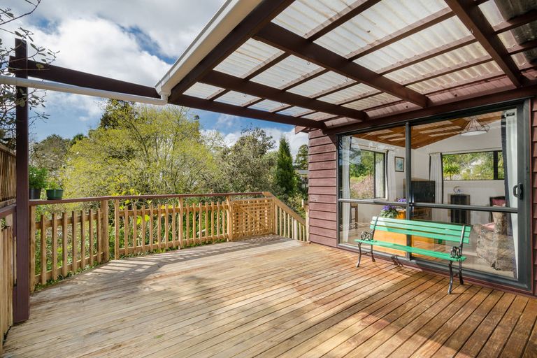 Photo of property in 58a West Lynn Road, Titirangi, Auckland, 0604