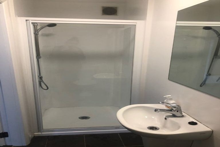 Photo of property in 361 The Terrace, Te Aro, Wellington, 6011