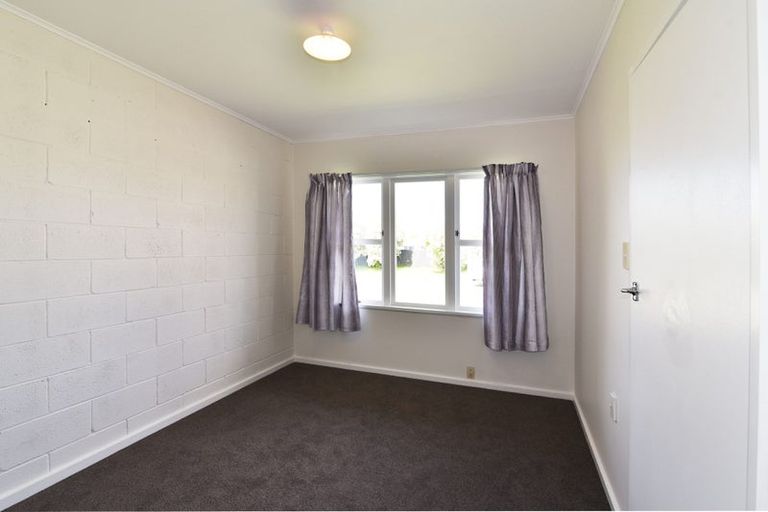 Photo of property in 31 Bill Hercock Street, Pirimai, Napier, 4112