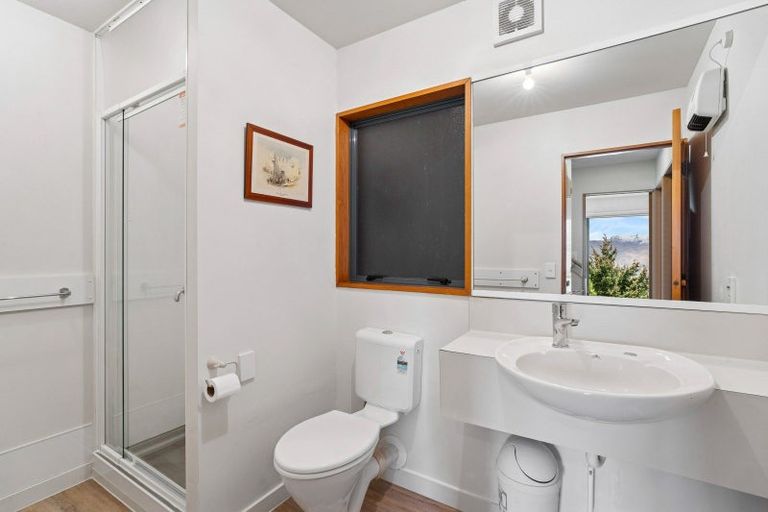 Photo of property in 16a Dart Place, Fernhill, Queenstown, 9300