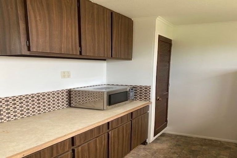 Photo of property in 1/22 Captain Scott Road, Glen Eden, Auckland, 0602