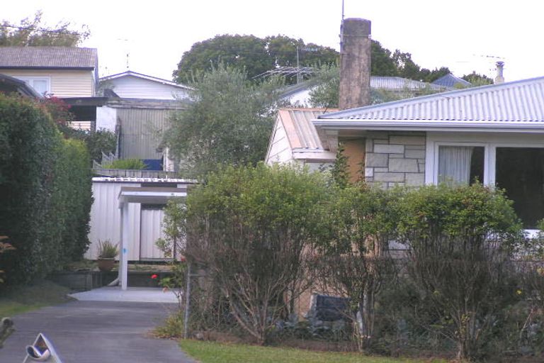 Photo of property in 1/24 Havelock Avenue, Forrest Hill, Auckland, 0620
