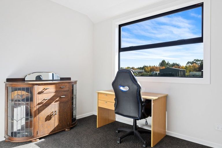 Photo of property in 14 Beal Place, Swannanoa, Kaiapoi, 7692