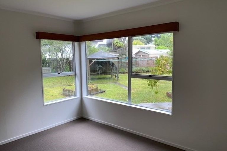 Photo of property in 1 Triangle Road, Massey, Auckland, 0614