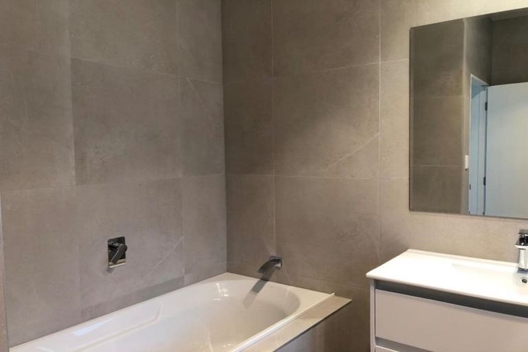 Photo of property in 30 Konoba Avenue, Kumeu, 0810