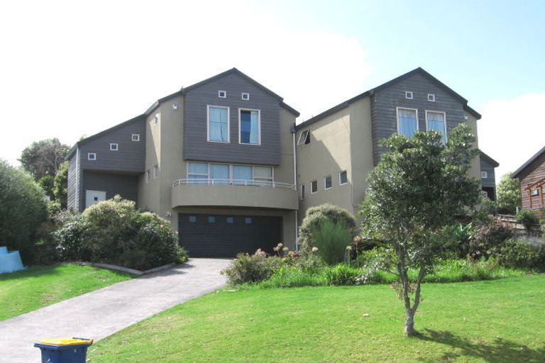 Photo of property in 5 Sailfish Drive, West Harbour, Auckland, 0618